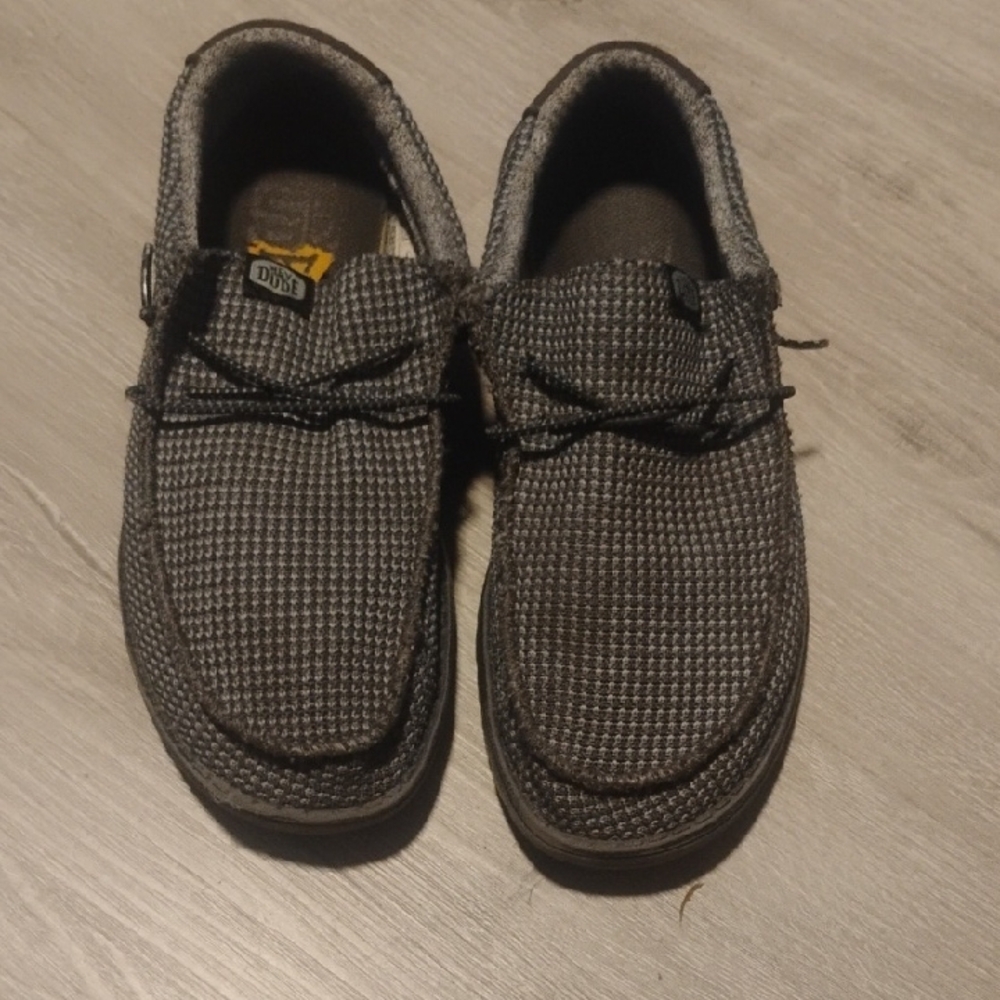 Hey Dude Men's Textured Black Loafers